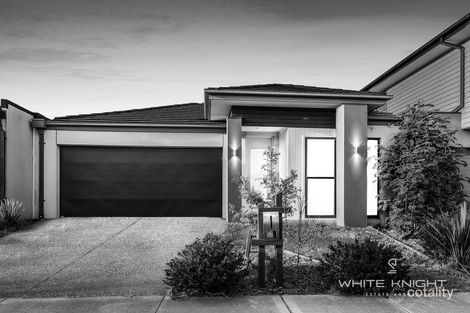 Property photo of 12 Eaglecrest Avenue Fraser Rise VIC 3336