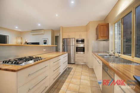 Property photo of 15 Waverley Court Ormiston QLD 4160