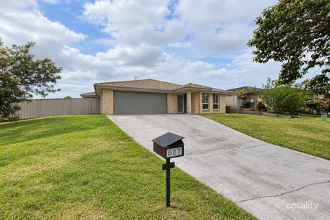 557 Oakhampton Rd, Aberglasslyn, NSW 2320