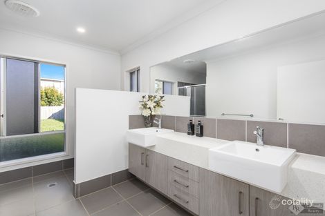 Property photo of 4 Weir Street Thornlands QLD 4164