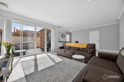 Property photo of 379B Flinders Street Nollamara WA 6061