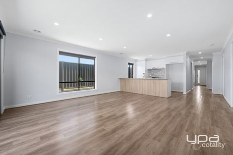 Property photo of 25 Simmons Drive Bacchus Marsh VIC 3340