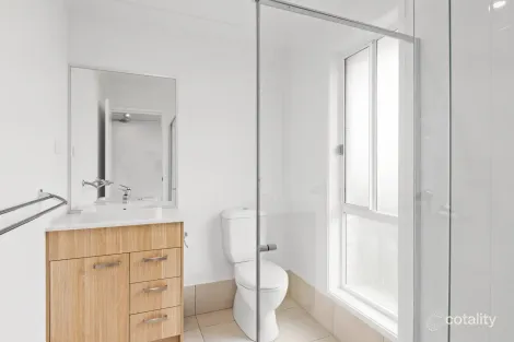 Property photo of 11 Byfield Place Yarrabilba QLD 4207