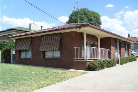 1/275 Vickers Rd, Lavington, NSW 2641