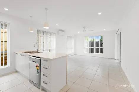 Property photo of 11 Byfield Place Yarrabilba QLD 4207