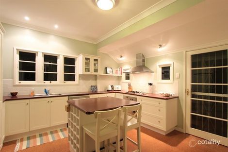 Property photo of 10 Moulton Ashgrove QLD 4060
