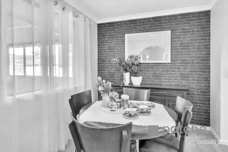 Property photo of 22 Carlton Place Swan View WA 6056