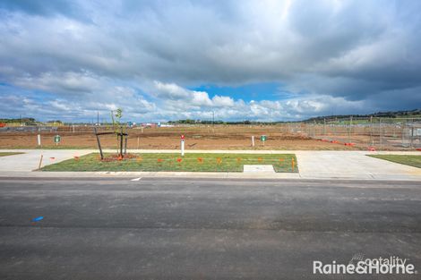 Property photo of 12 May Drive Gisborne VIC 3437