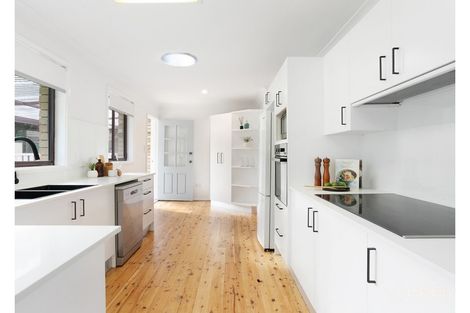 Property photo of 4 Gwen Place Padstow Heights NSW 2211