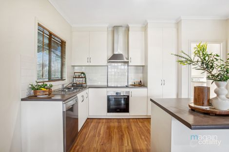 27 Singer Dr, Happy Valley, SA 5159