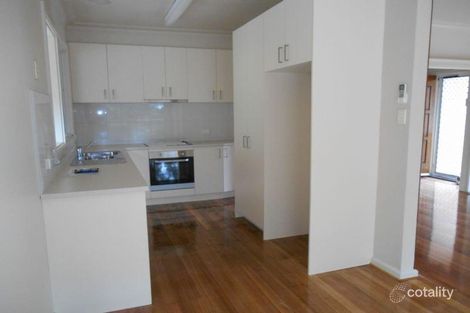 Property photo of 1 York Road Berwick VIC 3806