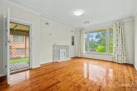 Property photo of 9 York Street Point Frederick NSW 2250