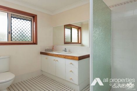 Property photo of 9 Ashford Place Parkinson QLD 4115