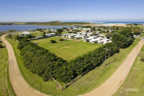 34 Irvine St, Peterborough, VIC 3270