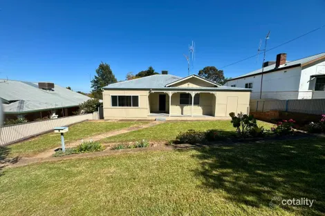 8 William St, Parkes, NSW 2870
