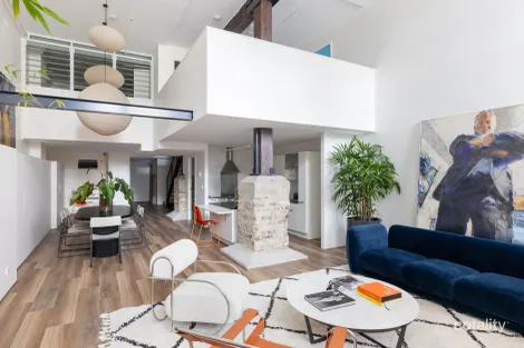 Property photo of 2/2 Cardigan Lane Camperdown NSW 2050