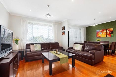Property photo of 8 Old Orchard Way Doncaster VIC 3108