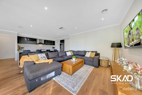 Property photo of 6 Selkirk Way Mickleham VIC 3064