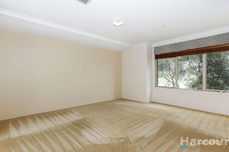 9 Dongara Way, South Lake, WA 6164