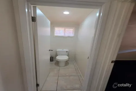 Property photo of 67 Flemington Crescent Werribee VIC 3030