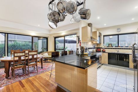 Property photo of 11 Koonalda Avenue Glen Waverley VIC 3150