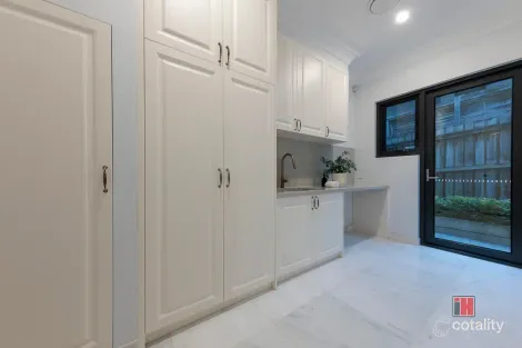 Property photo of 17 First Avenue Kew VIC 3101