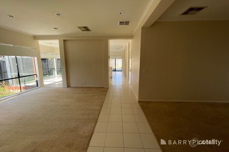 Property photo of 4 Pesaro Place Point Cook VIC 3030