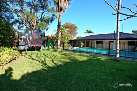 Property photo of 68 Collins Crescent Benowa QLD 4217