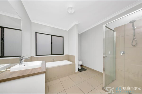 Property photo of 22 Mackinac Avenue Wallan VIC 3756