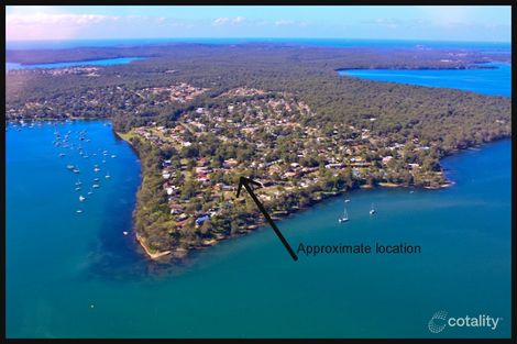 Property photo of 29 Birrabang Avenue Summerland Point NSW 2259