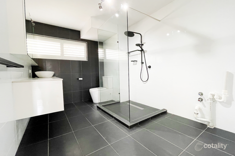 Property photo of 32/224 Marine Parade Labrador QLD 4215