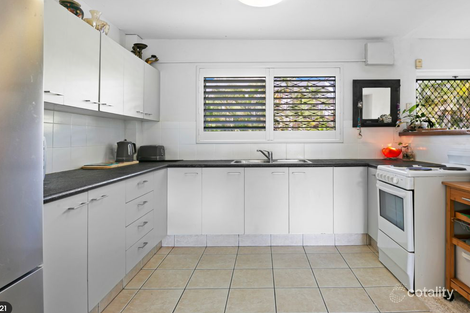 Property photo of 32/224 Marine Parade Labrador QLD 4215