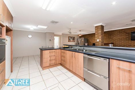 Property photo of 44 Bottlebrush Drive Thornlie WA 6108