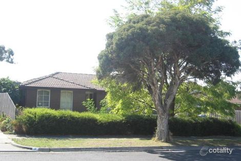 3 Saintsbury Cres, Dandenong North, VIC 3175