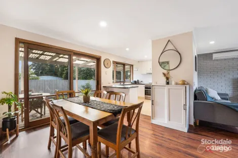 2/68-70 Walton St, Cowes, VIC 3922