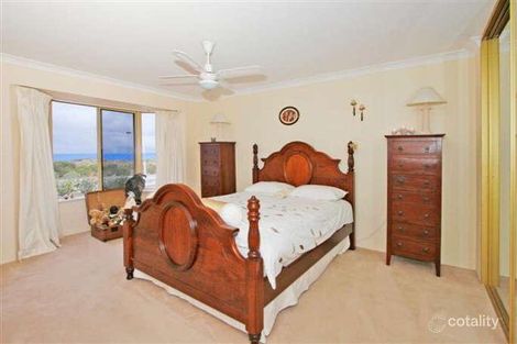 Property photo of 56 Southern Cross Circle Ocean Reef WA 6027