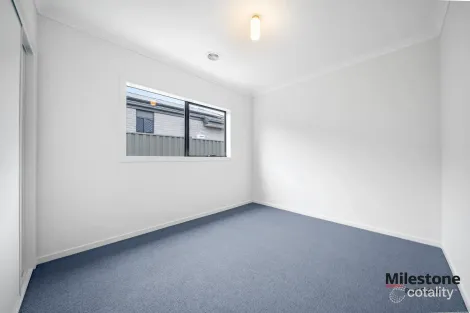 Property photo of 8 Eildon Avenue Clyde VIC 3978