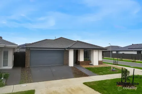 Property photo of 8 Eildon Avenue Clyde VIC 3978