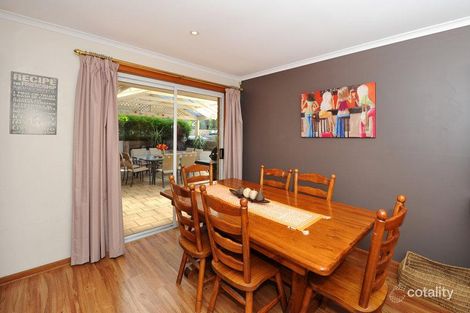 Property photo of 18 Walters Crescent Aberfoyle Park SA 5159