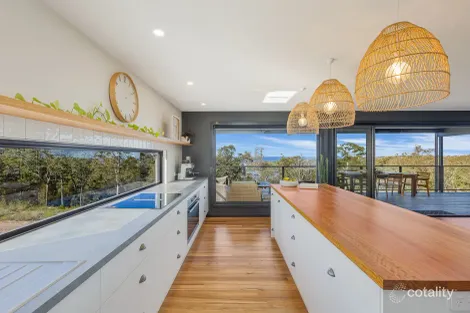 Property photo of 32 Jacaranda Place Mirador NSW 2548