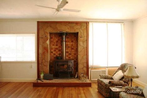 Property photo of 90 Stornaway Road Queanbeyan NSW 2620