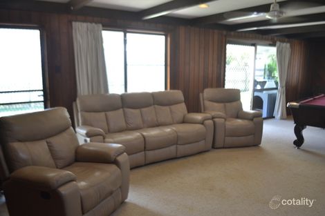 Property photo of 18 Bourke Street Blacks Beach QLD 4740