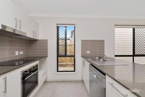 Property photo of 1/8 Karumba Way Holmview QLD 4207
