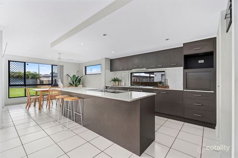 Property photo of 3 Catana Crescent Hope Island QLD 4212