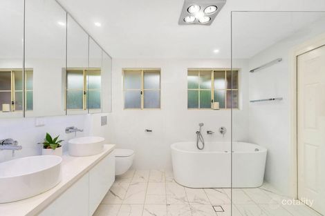 Property photo of 18B Endeavour Road Georges Hall NSW 2198