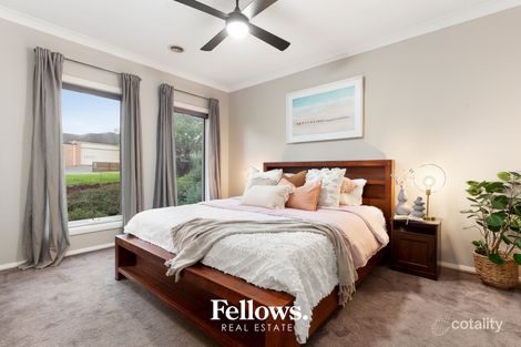 Property photo of 10 Carrington Drive Pakenham VIC 3810