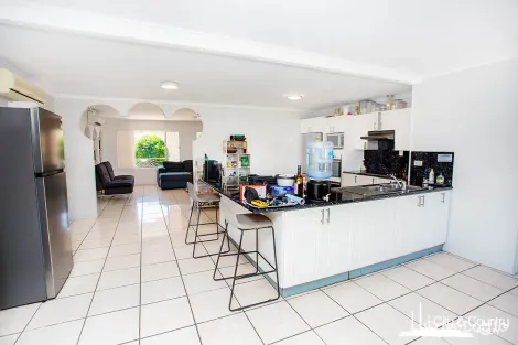 Property photo of 13 Jane Street Mornington QLD 4825