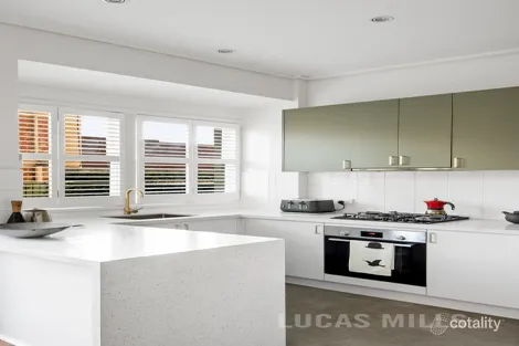 Property photo of 2 Byron Street North Melbourne VIC 3051