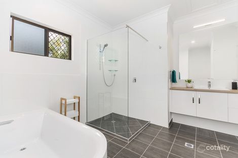 Property photo of 5 Bedrock Court Mount Louisa QLD 4814