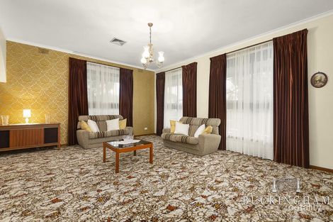 Property photo of 2 Madine Way Eltham VIC 3095